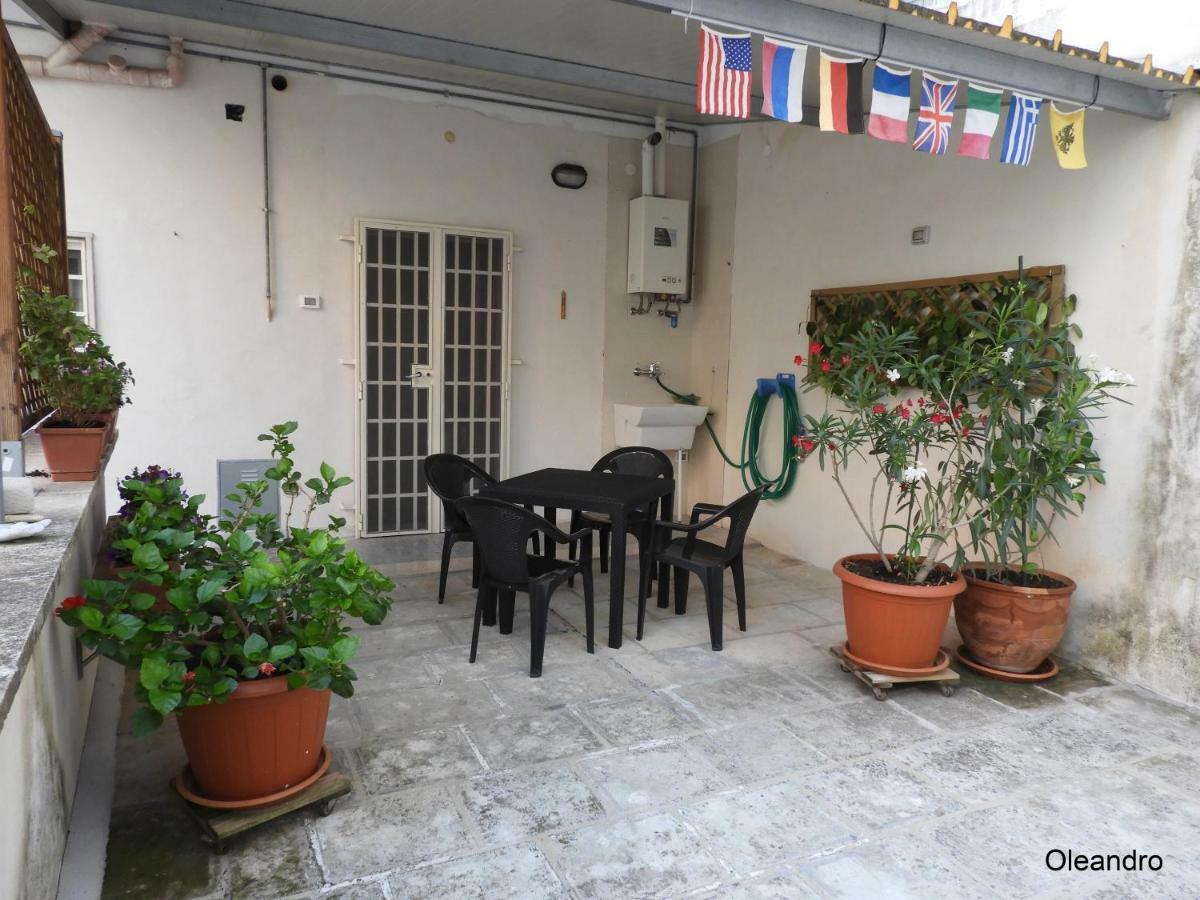 Oleandro E Glicine Appartement